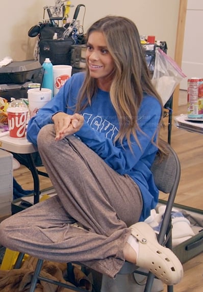 Taylor’s blue sweatshirt on The Secret Lives of Mormon Wives