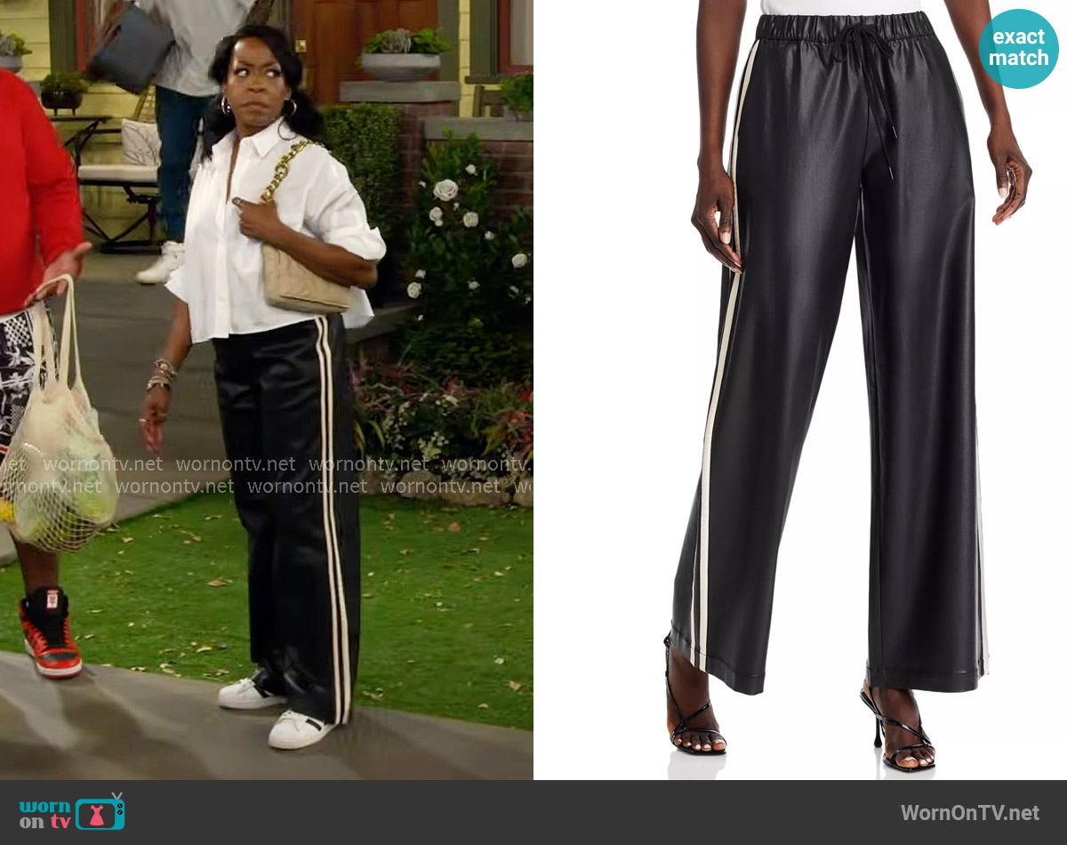 Bella Dahl Sport Stripe Wide Leg Pants worn by Tina Butler (Tichina Arnold) on The Neighborhood
