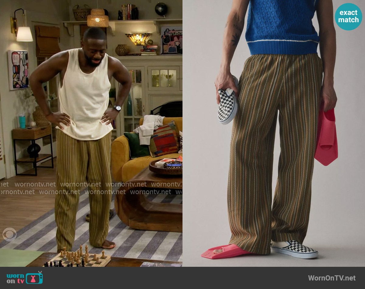 Urban Outfitters Surf Stripe Pull-On Beach Pant worn by Malcom (Sheaun McKinney) on The Neighborhood