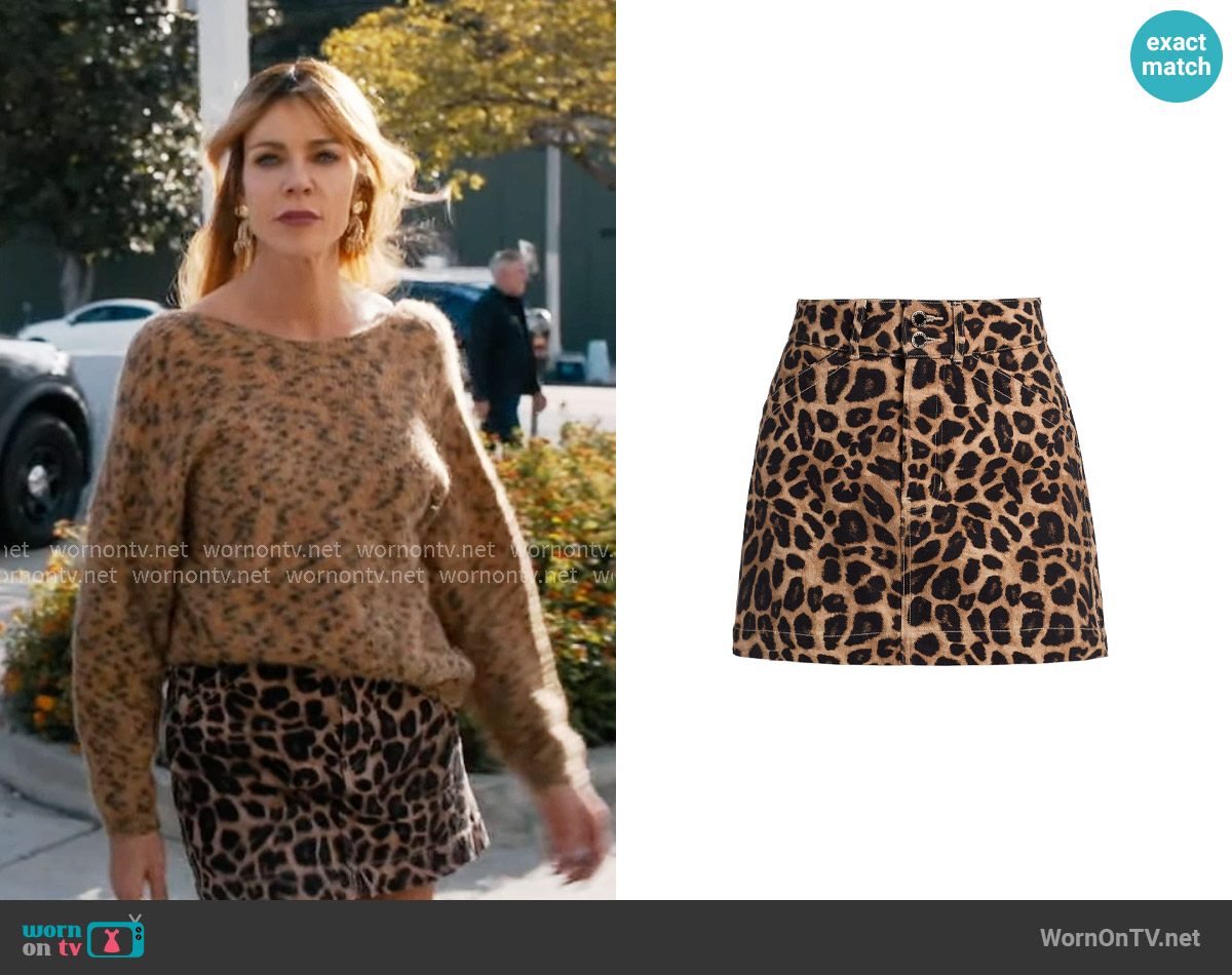 Veronica Beard Chloe Mini Skirt worn by Morgan Gillory (Kaitlin Olson) on High Potential