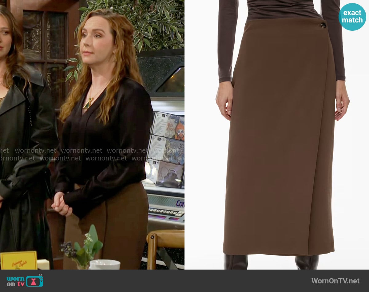 Wilfred Union Skirt in Rich Mocha Brown worn by Mariah Copeland (Camryn Grimes) on The Young and the Restless