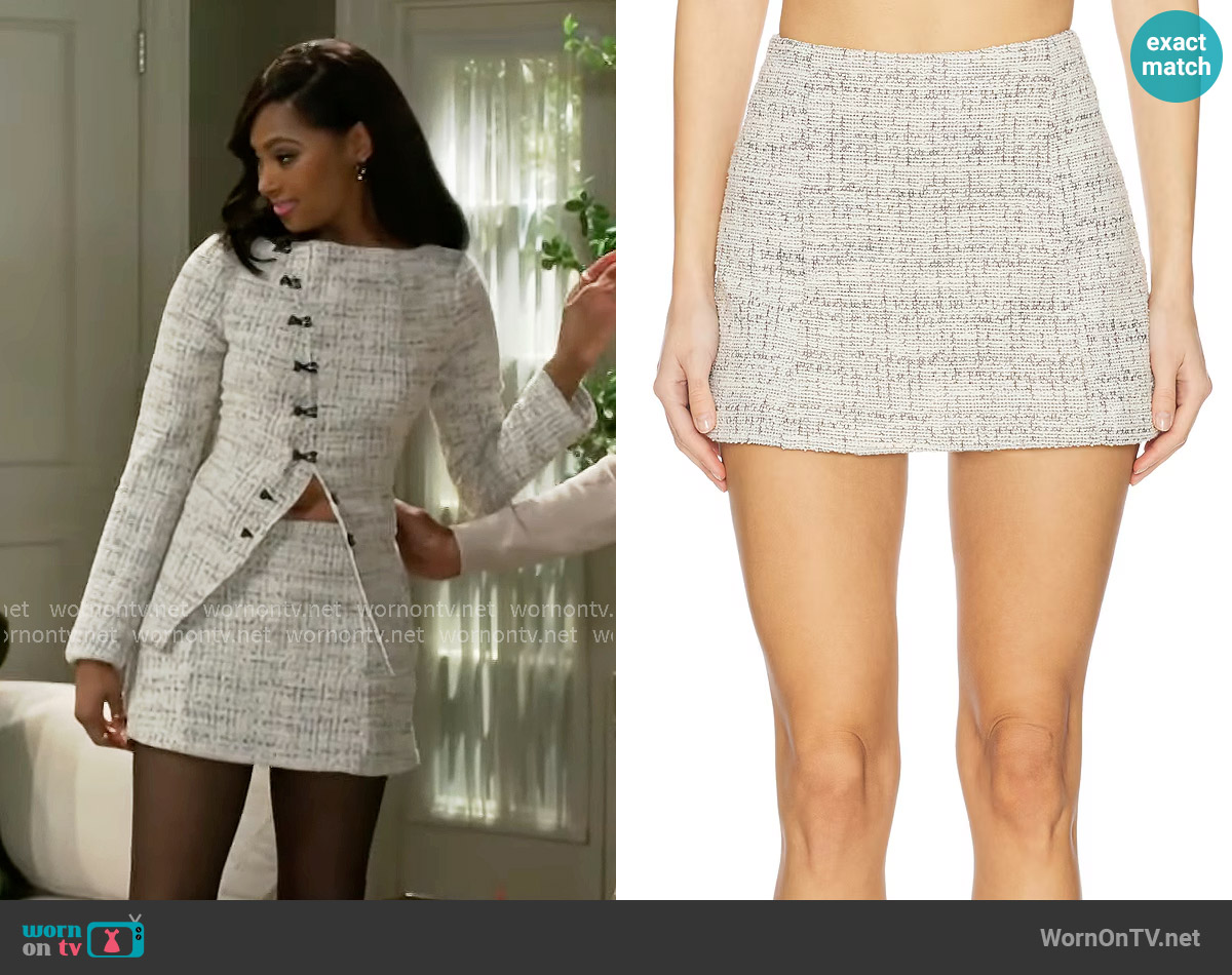 Yellow the Label St. John Skort worn by Kat Richardson (Colby Muhammad) on Beyond the Gates