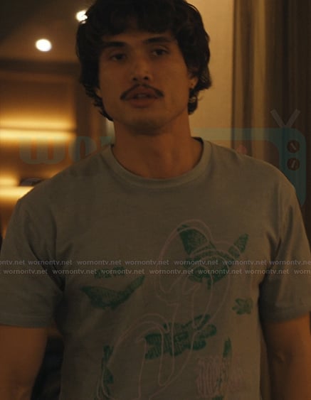 Austin’s grey butterfly print tee on Beef