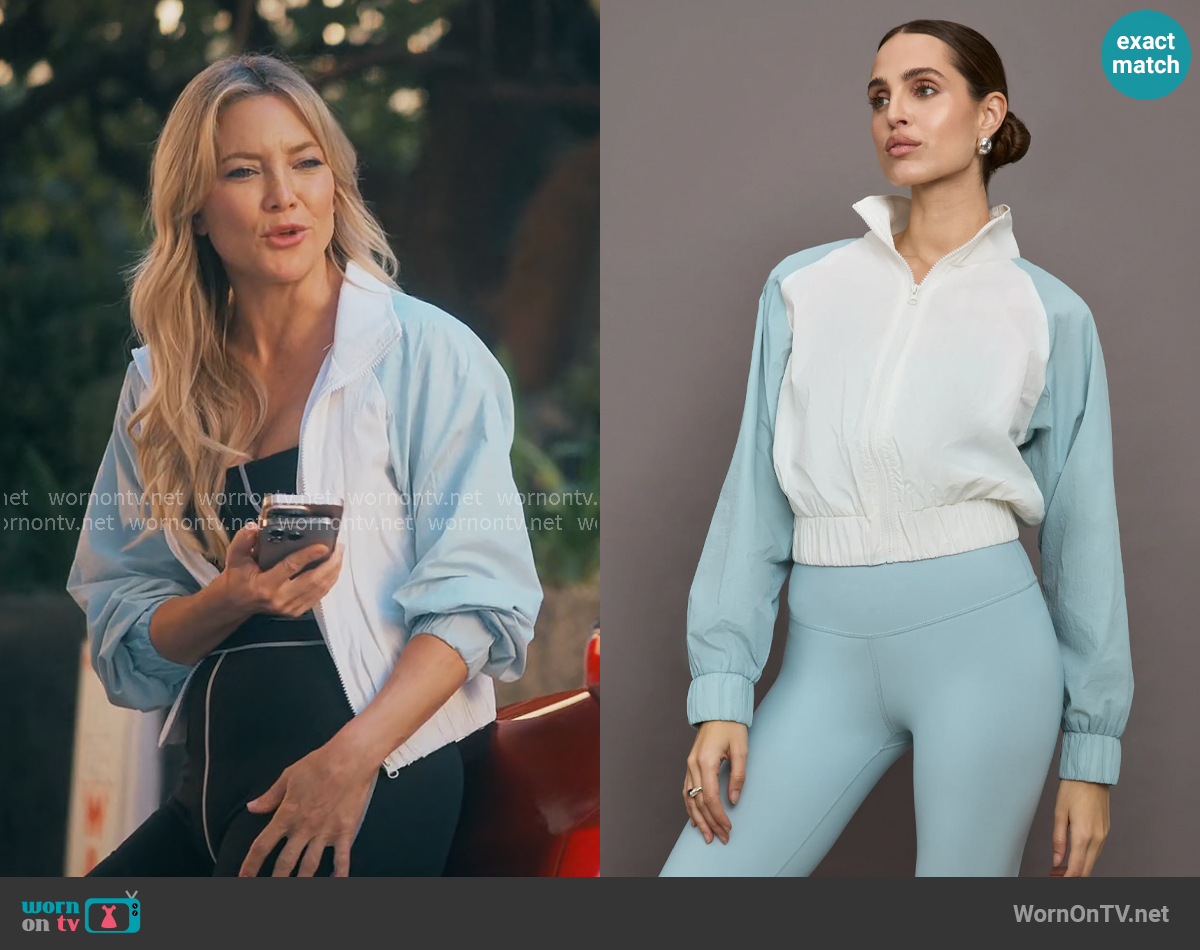 Carbon38 Colorblock Windbreaker in Cloud Dancer / Sky Blue worn by Isla Gordon (Kate Hudson) on Running Point