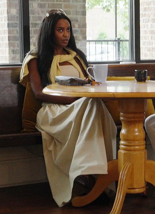 Ciara’s yellow cardigan and skirt on Summer House
