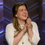 Kelly’s beige knit sweater on The Kelly Clarkson Show