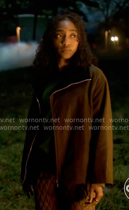 Faith’s dark green zip up jacket on Will Trent