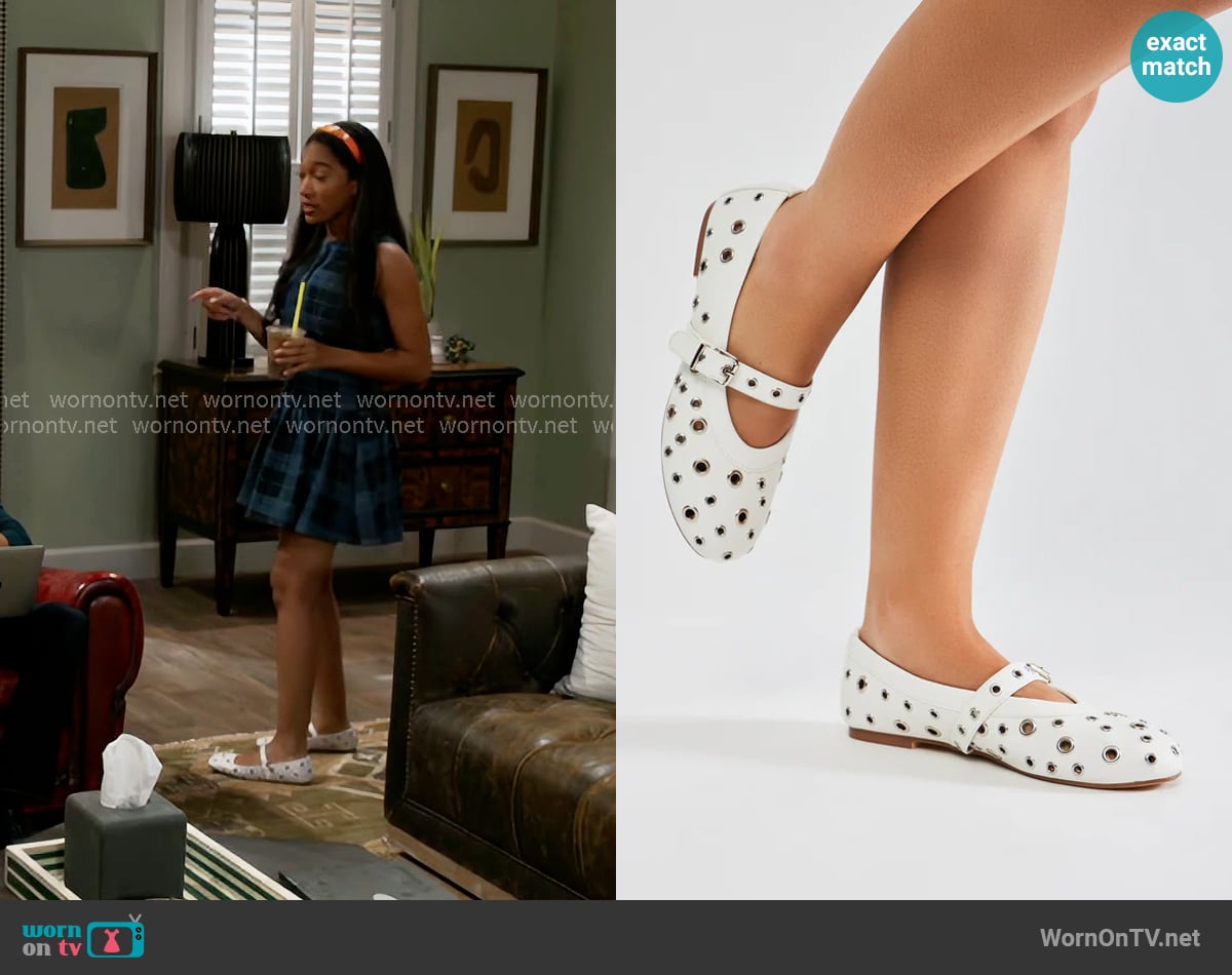 Fashion Nova No Feelings Grommet Ballet Flats worn by Samantha Richardson (Najah Jackson) on Beyond the Gates