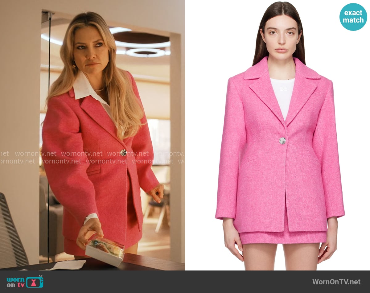 Ganni Twill Wool Suiting Fitted Blazer in Fiji Flower worn by Isla Gordon (Kate Hudson) on Running Point