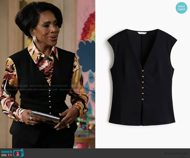 H&M Interlock Vest worn by Barbara Howard (Sheryl Lee Ralph) on Abbott Elementary