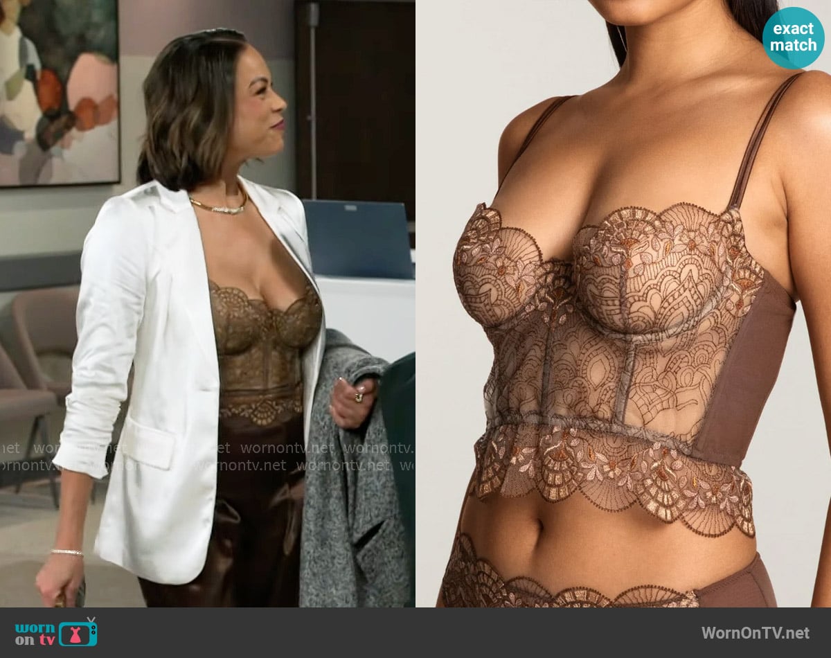 I.D. Sarrieri Venetian Glass Underwired Bustier in Mocha Mousse worn by Nicole Dupree Richardson (Daphnee Duplaix) on Beyond the Gates