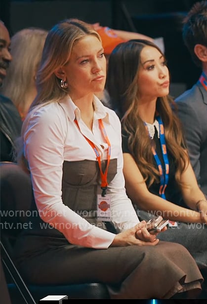 Isla’s brown bustier dress on Running Point
