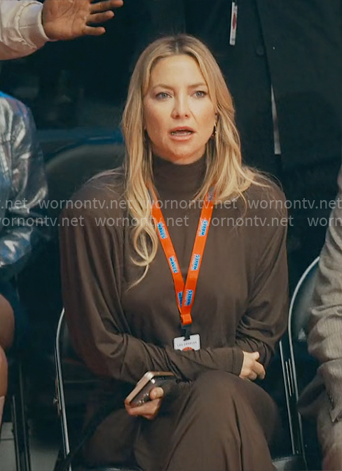 Isla’s brown long sleeved dress on Running Point