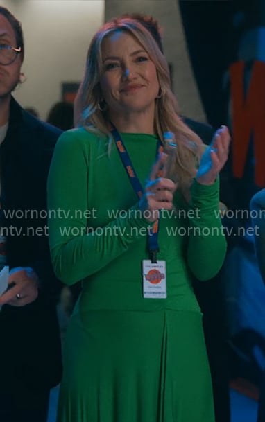 Isla’s green long sleeved dress on Running Point