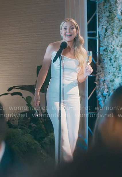 Isla’s rehearsal dinner outfit on Running Point