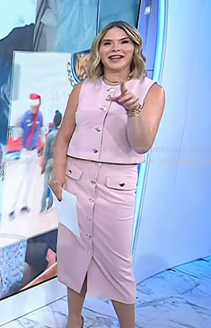 Jenna’s pink button vest and pencil skirt on Today