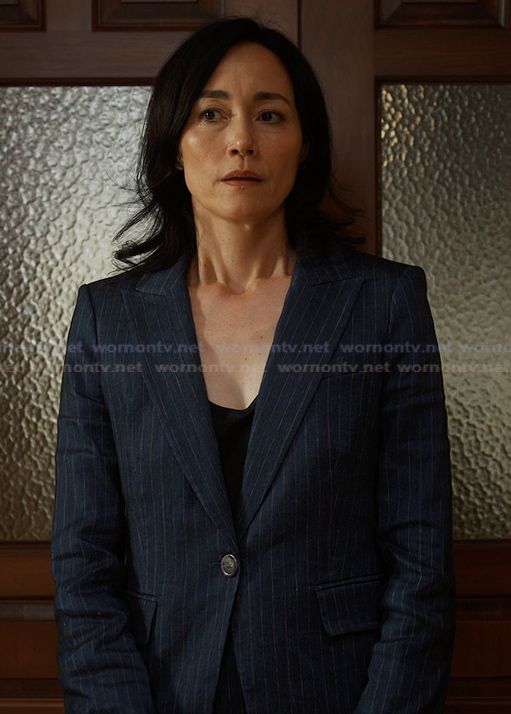 Jenny’s blue pinstripe blazer on Imperfect Women