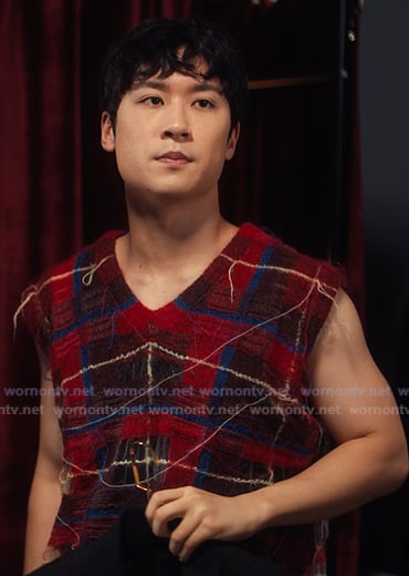Jin’s red plaid knit vest on XO Kitty