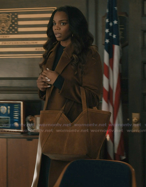 Julia’s brown suede tote on Elsbeth