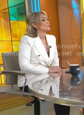Kelly O’Grady’s white blazer on CBS Mornings