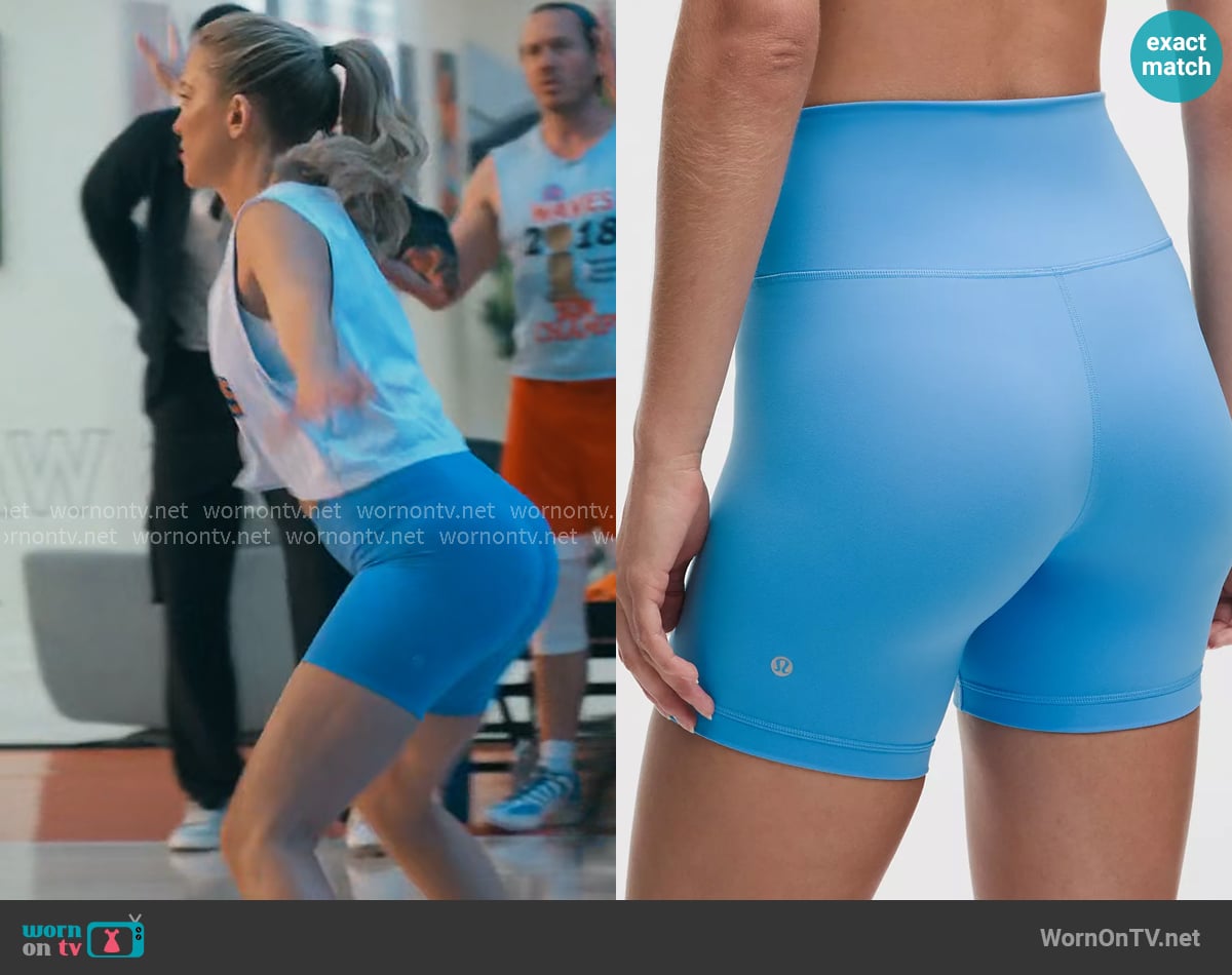 Lululemon Wunder Train No Line High-Rise Short in Ocean Wave worn by Isla Gordon (Kate Hudson) on Running Point