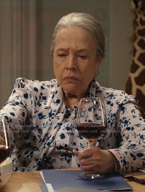 Madeline’s white floral print blouse on Matlock