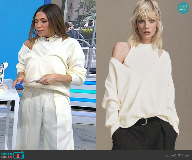 Mango Oversized Combined Sweater in Ecru worn by Melissa Garcia on Today