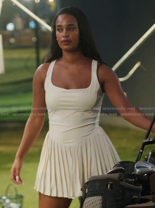 Mia’s white square neck mini dress on Summer House