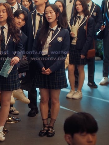 Yuri’s black buckle detail shoes on XO Kitty