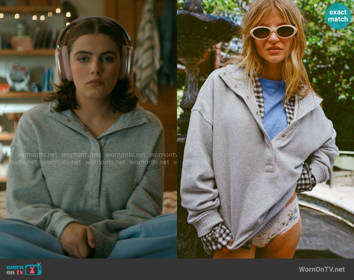 Aerie Aerie Oh Snap! Sweatshirt worn by Hannah Wells (Ella Bright) on Off Campus