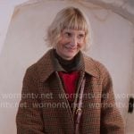 Anne's houndstooth coat on The Four Seasons