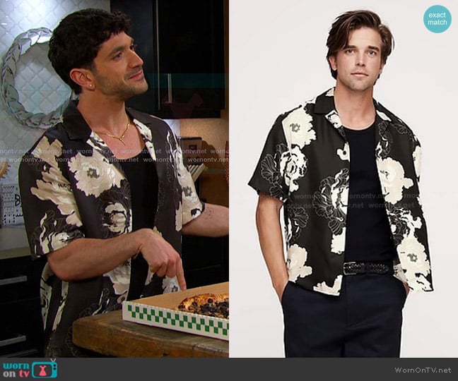 Banana Republic Standard-Fit Silk Resort Shirt in Black worn by Javi Hernandez (Al Calderon) on Days of our Lives
