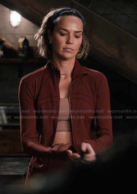 Belle’s burgundy jacket on Marshals