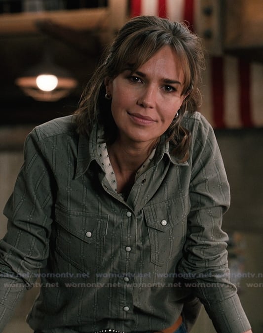 Belle’s printed western shirt on Marshals