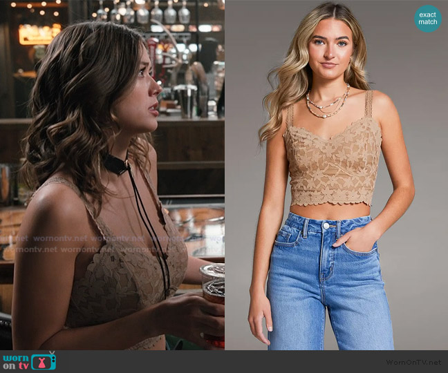 BKE Core Floral Lace Bralette worn by Maddie (Morgan Lindholm) on Marshals