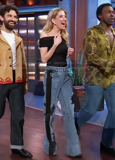 Caissie Levy’s embroidered jeans on The Kelly Clarkson Show