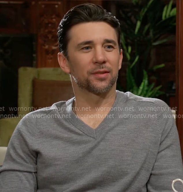 Cane’s grey v-neck sweater on The Young and the Restless