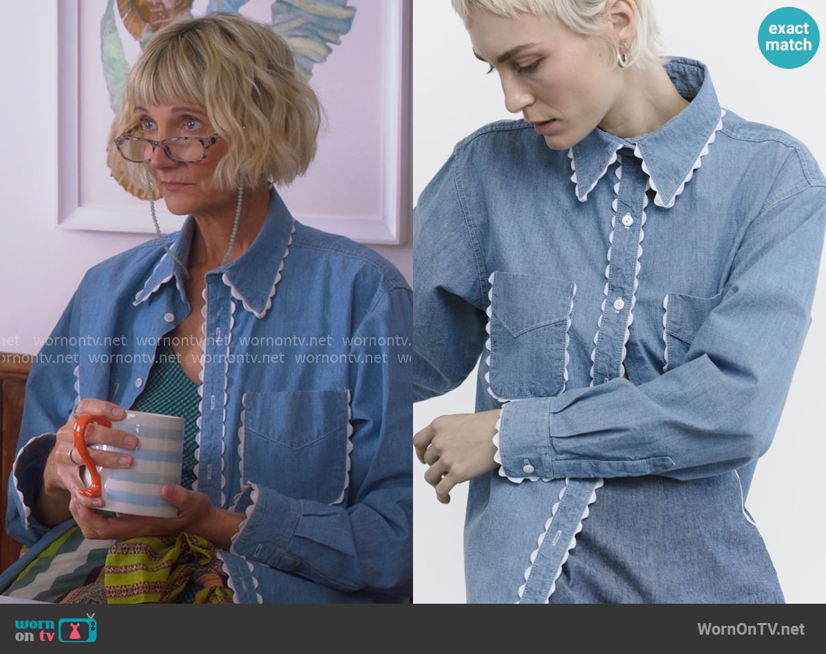 Carleen Rickrack Perfect Shirt in Chambray worn by Anne (Kerri Kenney) on The Four Seasons