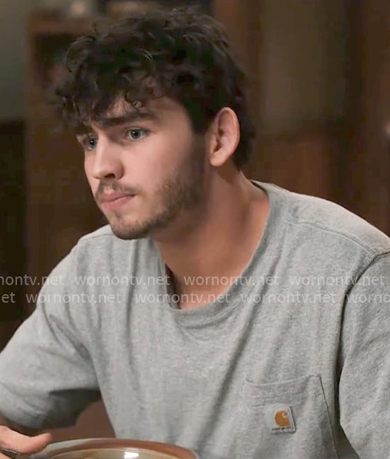Carter’s grey t-shirt on Dutton Ranch