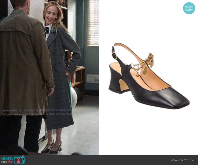 Chloé Charms 55 Leather Slingback Pump worn by Teddy Altman (Kim Raver) on Greys Anatomy