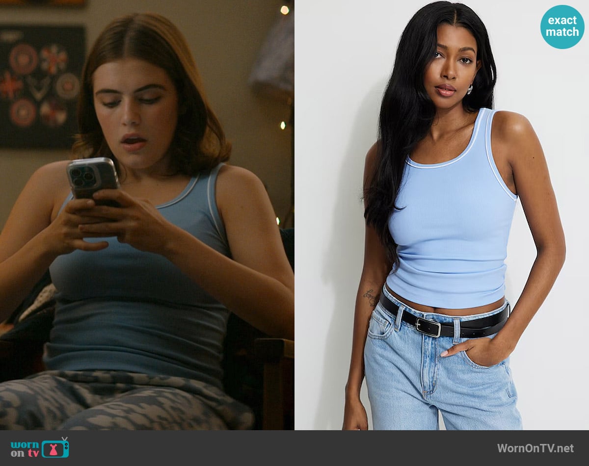 Dynamite Ribbed Contrast Tank Top worn by Hannah Wells (Ella Bright) on Off Campus