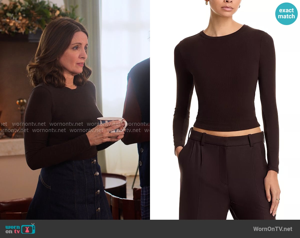 Frame The Long Sleeve Rib Tee in Coffee worn by Kate (Tina Fey) on The Four Seasons