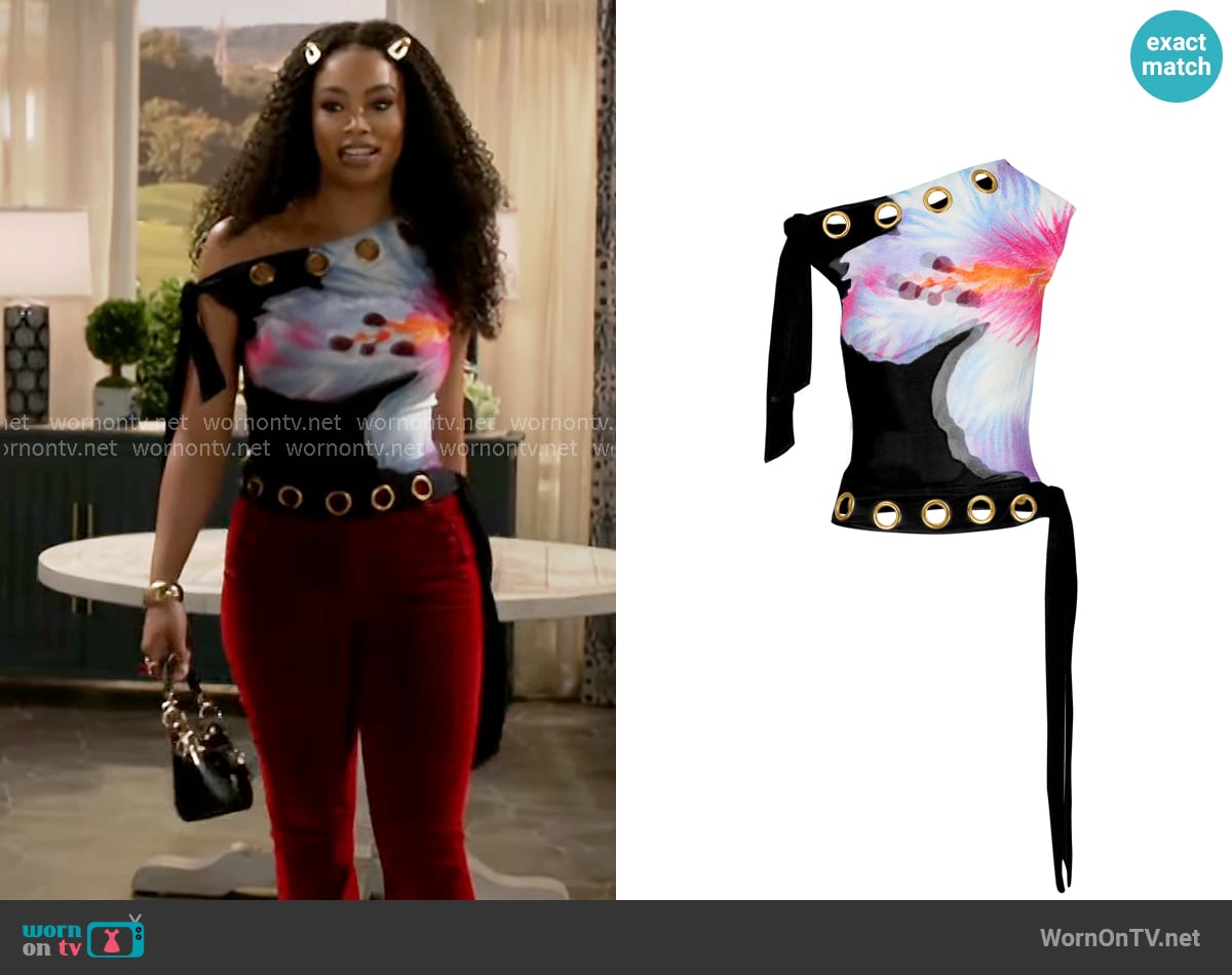 Gbemi Jenny Top worn by Chelsea Hamilton (RhonniRose Mantilla) on Beyond the Gates