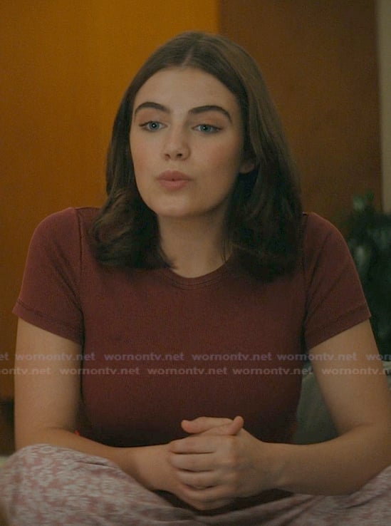 Hannah’s burgundy ribbed tee on Off Campus