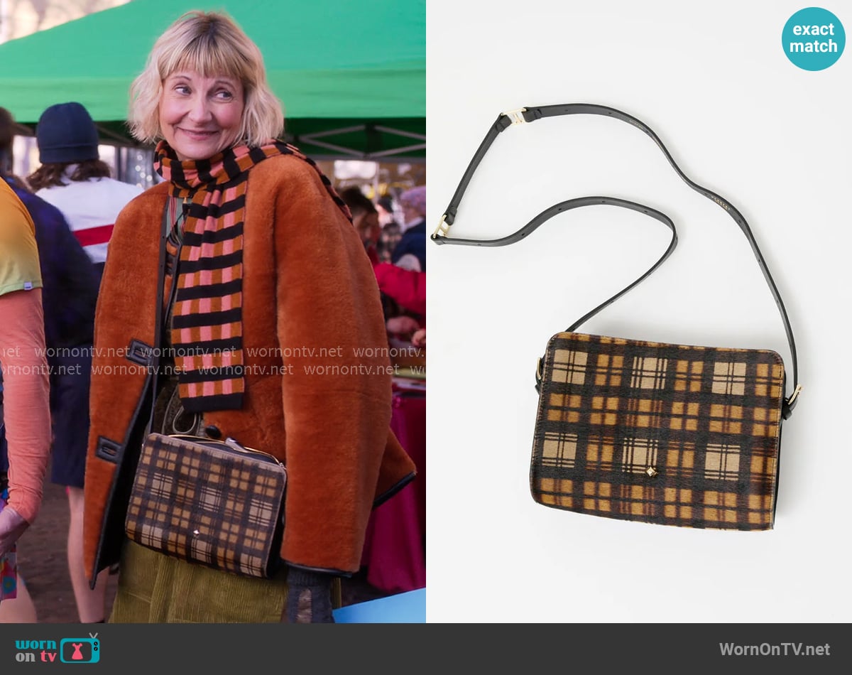 Herbert Frere Soeur The Bea Bag in Tartan worn by Anne (Kerri Kenney) on The Four Seasons