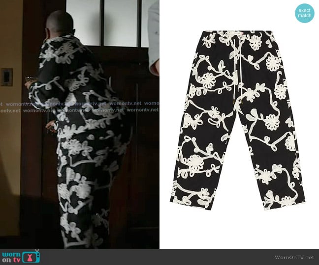 Honor The Gift Floral Ribbon Ankle Pant worn by Henrietta Wilson (Aisha Hinds) on 9-1-1