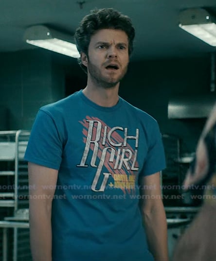 Hughie’s blue rich girl tee on The Boys