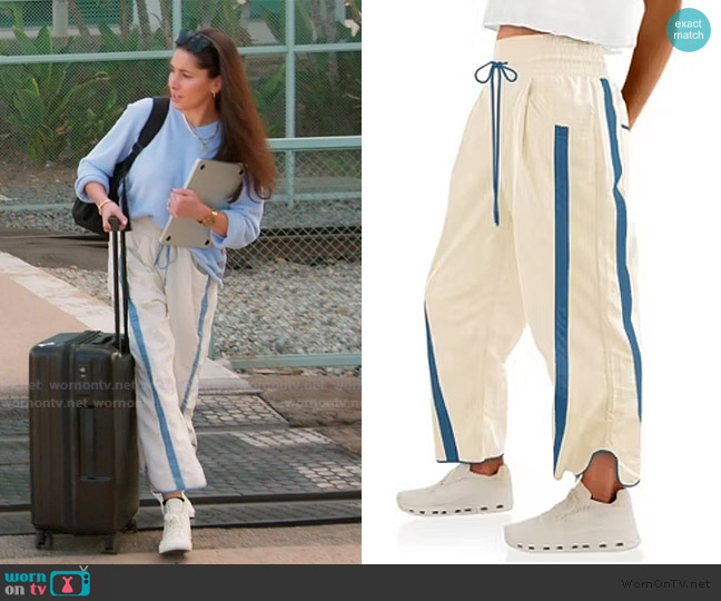 Imily Bela Wide Leg Pants worn by Melissa Carelli on The Valley