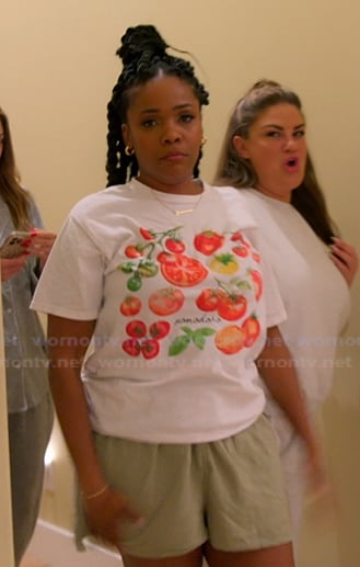 Jasmine’s vegetable graphic tee on The Valley