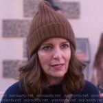 Kate’s navy sweater with denim collar on The Four Seasons